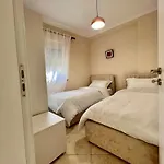 Xhomlliku Apartment
